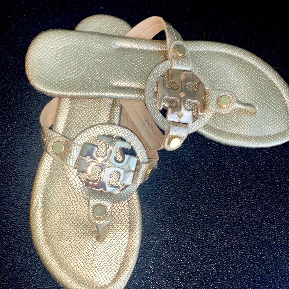 Tory Burch Summer flats size 8